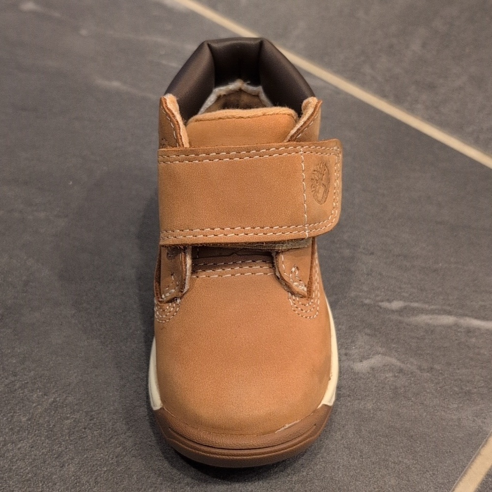 Timberland Size 4 Toddler Brown Strap Boots (Nearly new) - Picture 4 of 9